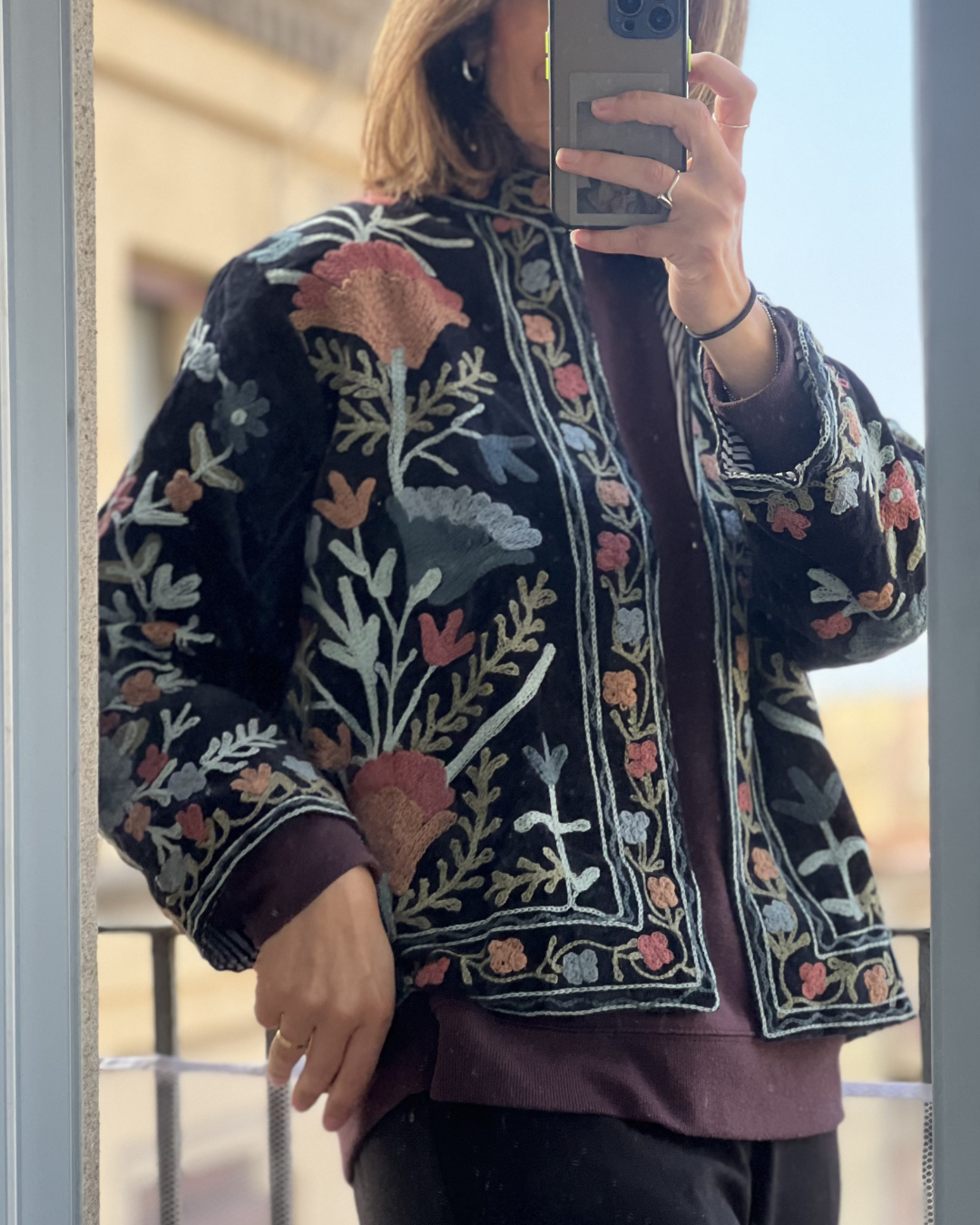 Chaqueta suzani terciopelo bordada black