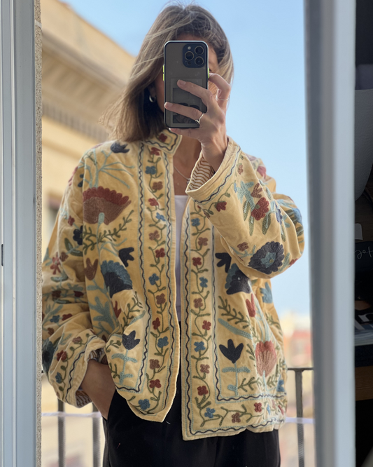 Chaqueta suzani terciopelo bordada amarillo